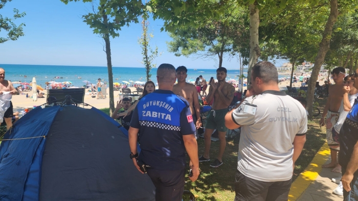 Büyükşehir Zabıta ve güvenlik ekipleri, Kandıra sahillerinde çevre düzeni ve güvenliği için denetimleri arttırdı